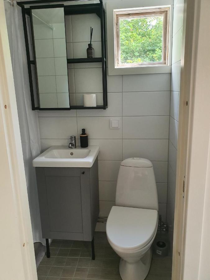 Skogsbaeckens Stugby Ab Vila Tomelilla Exterior foto