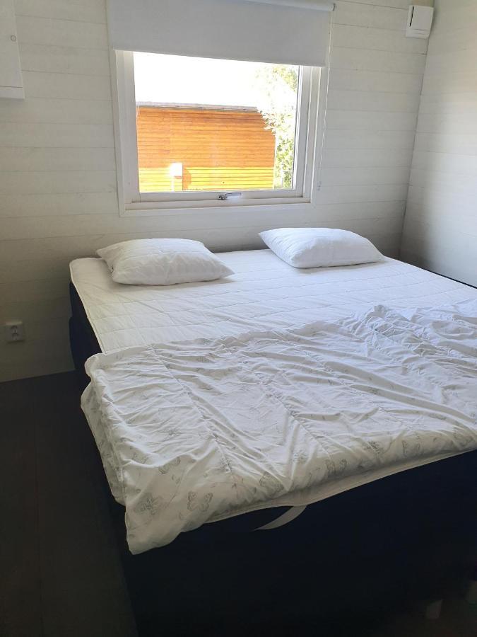 Skogsbaeckens Stugby Ab Vila Tomelilla Exterior foto